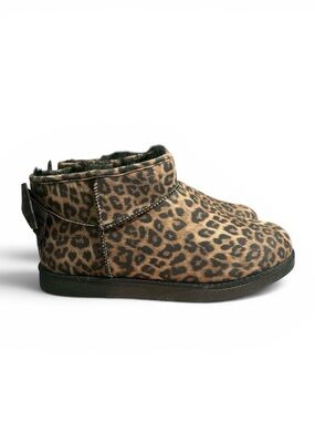 Juicy Couture Leopard Print Ankle Bootie in Brown and Black Womens Size 7
